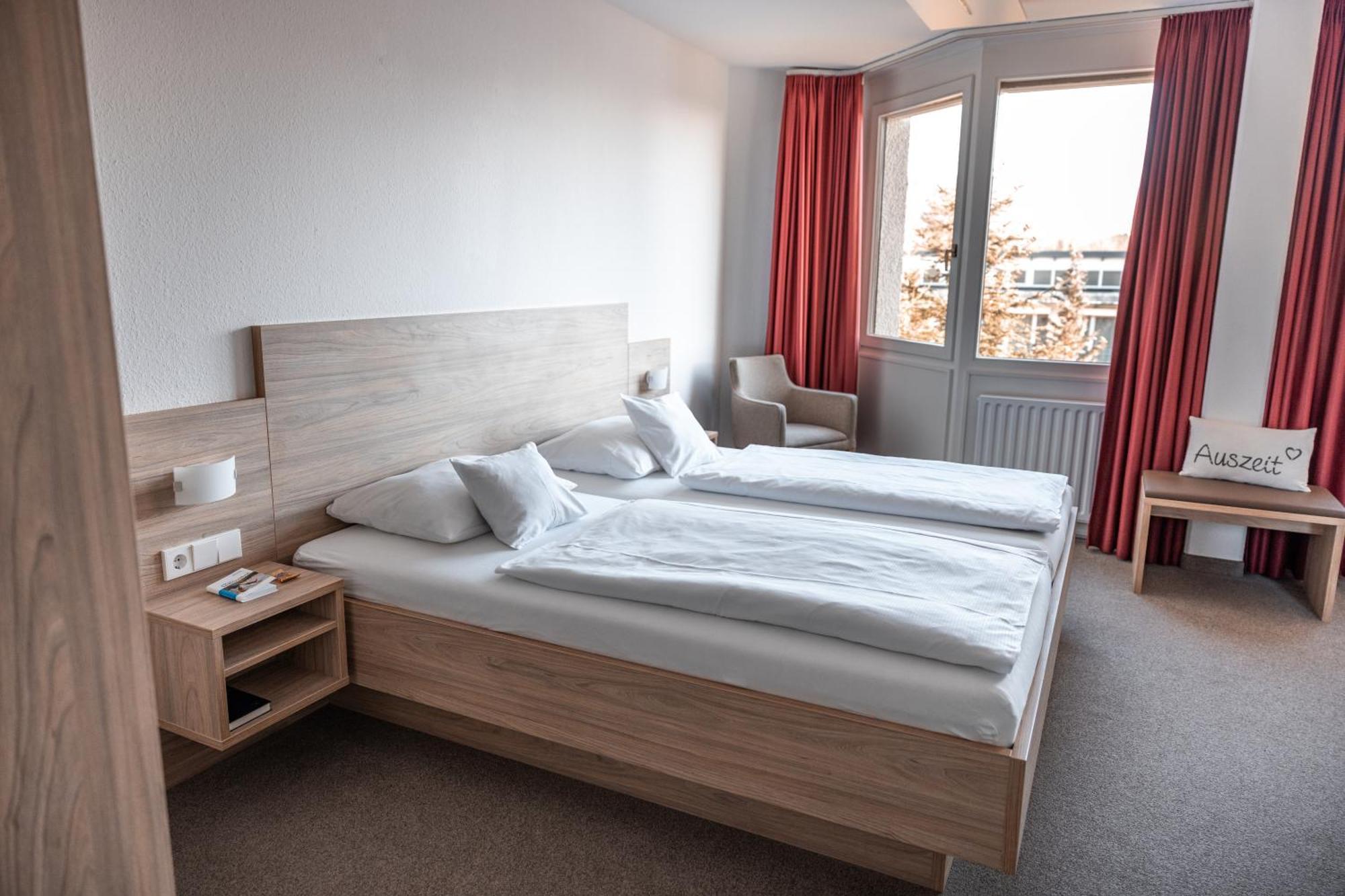Hotel Am Schlossberg Herrenberg Kültér fotó